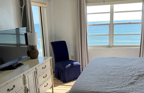 New Smyrna Beach Apartment | Ponce de Leon Towers 2/2 Ocean Front Unit 604