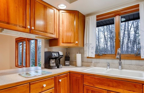 Hammondsport House | Pond Cottage: "Private Pond + Pet Friendly + Close to Wineries!"