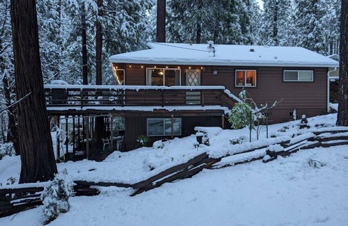 Twain Harte Cabin | Ponderosa Paradise, Walk To Town, Wraparound Deck, Arcade Cabin