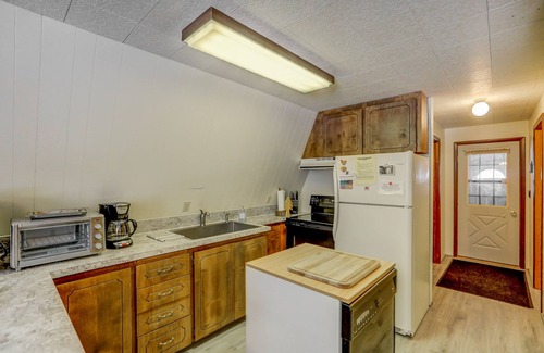 Cascade House | Ponderosa - Peaceful, private cabin on 5 acres by Lake Cascade