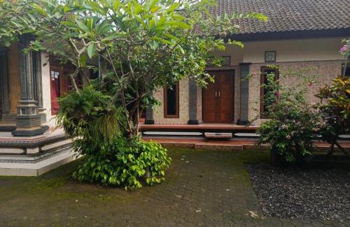 Penebel House | Pondok Dewi Yanti