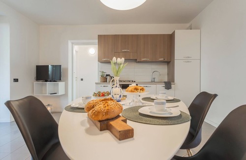 Consiglio di Rumo Apartment | Ponente Balcony & Garden by Rent all Como