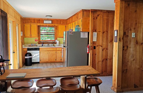 Burks Fork Cabin | Pontificator's Perch - you'll love the view, by Buffalo Mtn Getaway