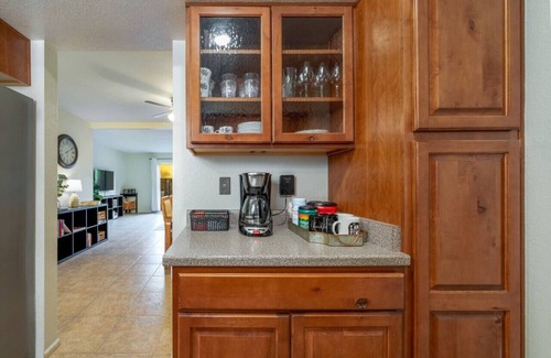 Westside Development House | Pool/2 BR/2 BA/Patio/Near JW Marriott