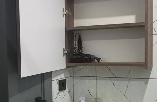 Tomuk Belediyesi Condo | Pool, beach, promenade, cafès, markets