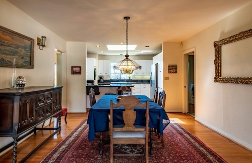 La Jolla Shores House | Pool, Foosball, Pool Table, Basketball Family Friendly, blocks from the beach!