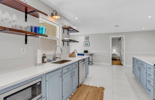 Central Naples House | Pool Home Near Downtown, 5th Ave, Beaches and Pier