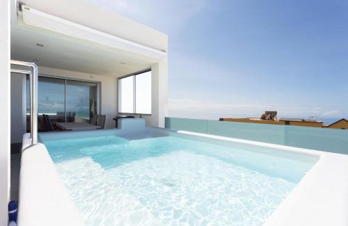 Adeje House | Pool Jacuzzi Home of Tulio