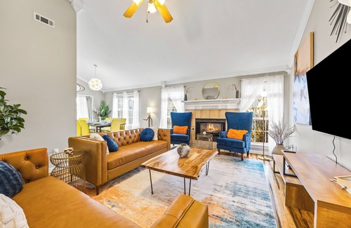 Bentonville House | Pool, ping-pong and foosball tables! Kid, bike, dog & work friendly.