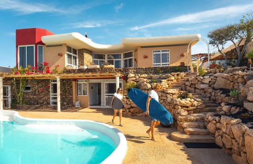 La Pared Apartment | Pool studio - Agua - Surf & Yoga Villa