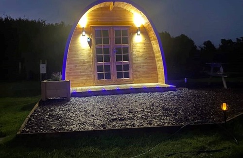 Woolacombe Cabin | Poole farm pods ,Ruby 2 lodge.