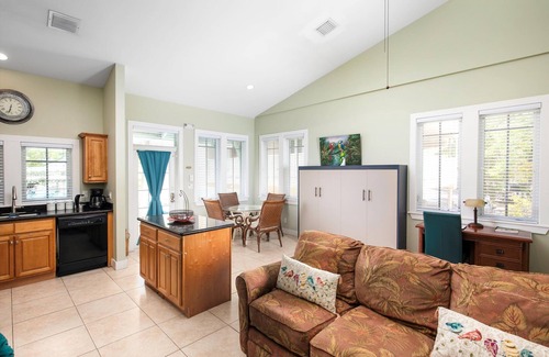 Key West House | Poolside Cottage #411