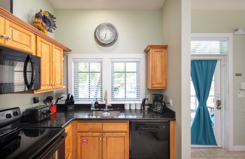 Key West House | Poolside Cottage #411