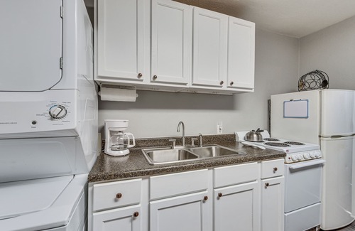 Port Allen Apartment | Port Allen Home w/Yard, 5 Mi to LSU!