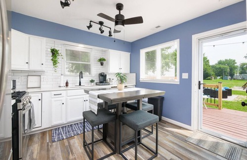 Port Clinton House | Port Clinton Getaway Near the Beach