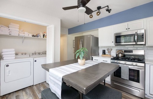 Port Clinton House | Port Clinton Getaway Near the Beach