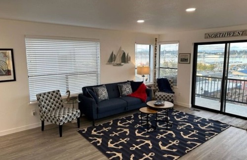 Retsil Condo | Port Orchard Executive Suite