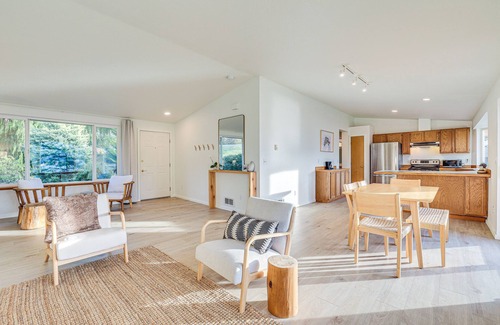 Adelma Beach House | Port Townsend Escape w/Deck, Bay & Mountain Views