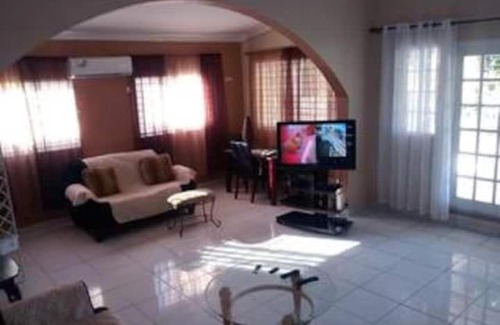 Portmore House | Portmore Havens Entire Guest House 1 bedroom