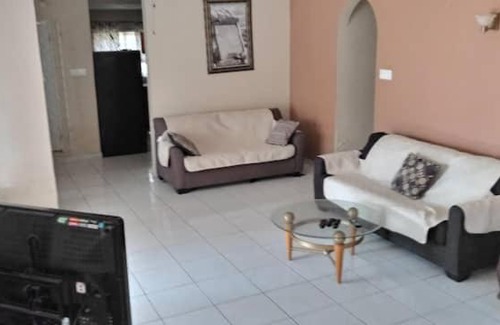 Portmore House | Portmore Havens Entire Guest House 1 bedroom