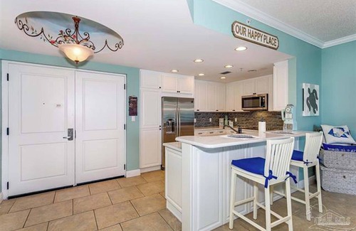 Pensacola Beach Condo | 🌊Portofino 3-706 | Luxury 2BR Condo w/Sound Views + Pools + Spa🌊