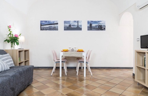 Mount Vesuvius - Pompei House | Portrait of Vesuvius