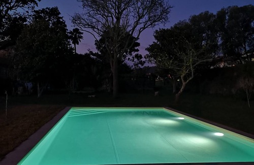 Belinho House | Portuguese villa, with garden and swimming pool, close to the sea and the river.