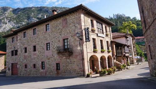 Puentenansa Hotel | Posada de Fidel