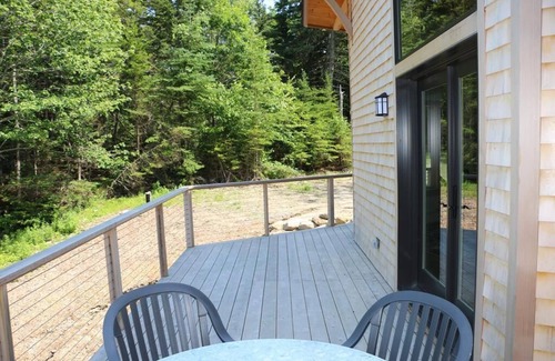Deer Isle Cottage | Poseidon Cottage - A Modern Chalet