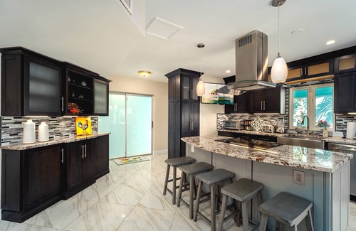 New Town House | Poseidon's Paradise: Luxury Waterfront Rental in Key West, Stunning Backyard Oasis and Private Pool!