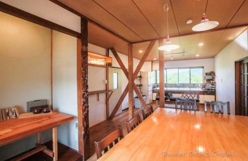 Myoko Ski Chalet | Powder Peaks Chalet