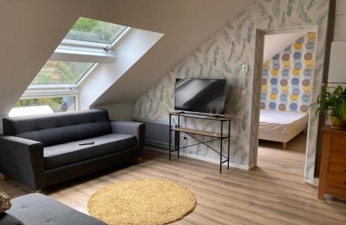 Bec-de-Mortagne Apartment | Près d'Etretat, joli appartement pour 4 personnes avec 2 chambres, vous pouvez me joindre au zéro six soixante dix huit soixante treize trente six quatre vingt onze pour réserver en direct