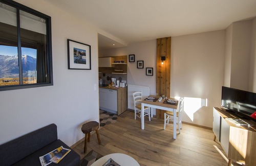 Pra Loup Apartment | Pra loup 1600 T2 with bedroom and terrace panoramic view 50 m from the slopes