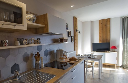 Pra Loup Apartment | Pra loup 1600 T2 with bedroom and terrace panoramic view 50 m from the slopes