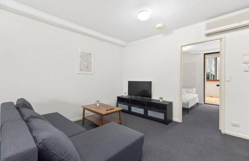 Spring Hill Apartment | Practical City Base spring hill 13
