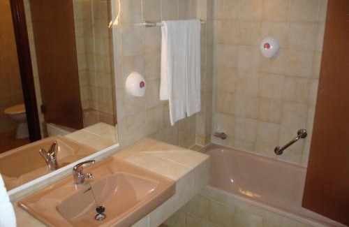 Manta Rota Hotel | Praia da Lota Resort – Beachfront Hotel