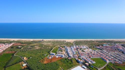 Manta Rota Hotel | Praia da Lota Resort – Beachfront Hotel