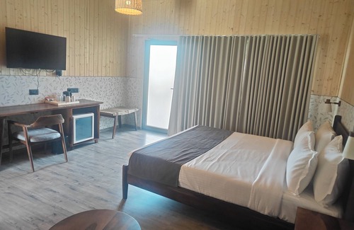 Pardi Hotel | Praveg Rezort Kachigam
