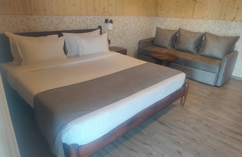 Pardi Hotel | Praveg Rezort Kachigam