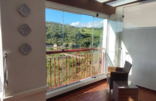 San Roque Apartment | Precious stones are hard to find! This is your ideal base