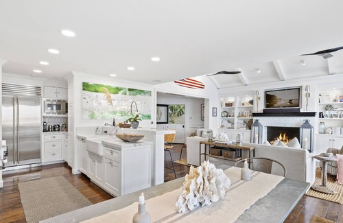 South Laguna House | Premier oceanfront residence, the perfect layout for a relaxed seaside escape.