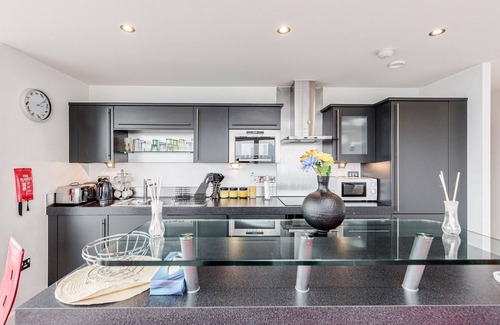 Docklands Apartment | PREMIUM EXCEL 3 BEDROOM