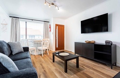 Trentham Apartment | Premium Two-Bedroom Apartment