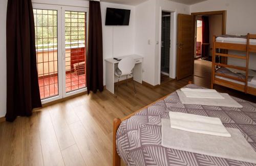 Cove Parja House | Prenoćište Kastel
