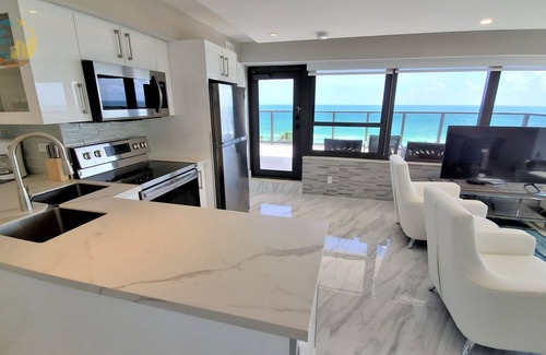 Miami Beach Apartment | Presidential Royale Direct Oceanfront BRAND NEW Apartment - 1001