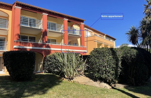 Giens Apartment | Presqu'ile de Giens - Apartment T2 - Terrace sea view - Waterfront