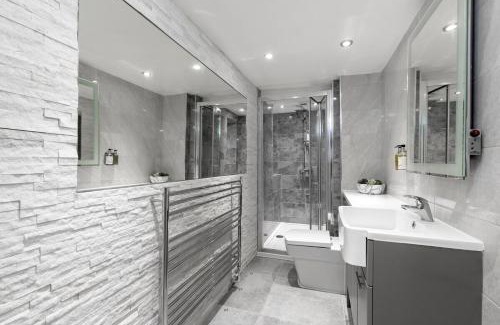Cheltenham Apartment | Prestbury Road