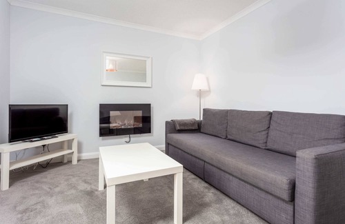 Prestwick Apartment | Prestwick Central - Donnini Apartments