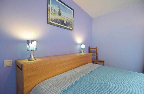 Neufchateau House | Pretty cottage with billart and 2 bathrooms