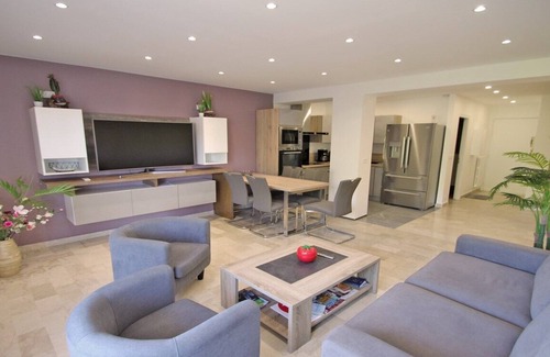 Sainte-Maxime City Centre Apartment | Pretty F3 of 70m2 in the center of Sainte-Maxime